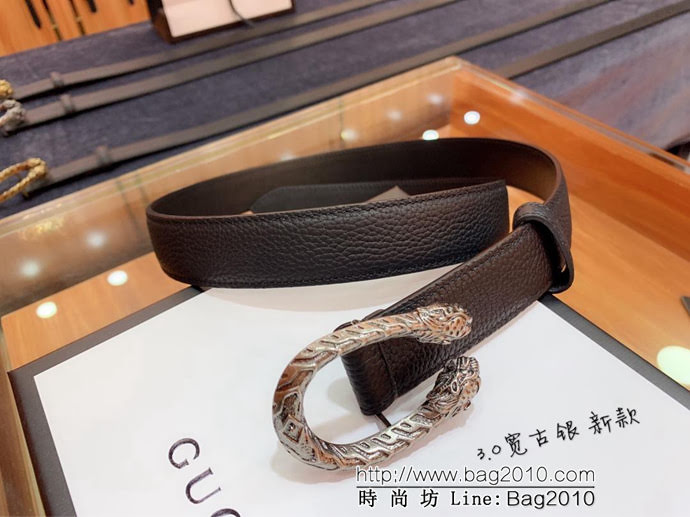 GUCCI古馳 官網新款 原單品質 自然荔枝紋 復古雙虎頭U字型酒神扣 男士皮帶  xfp1074